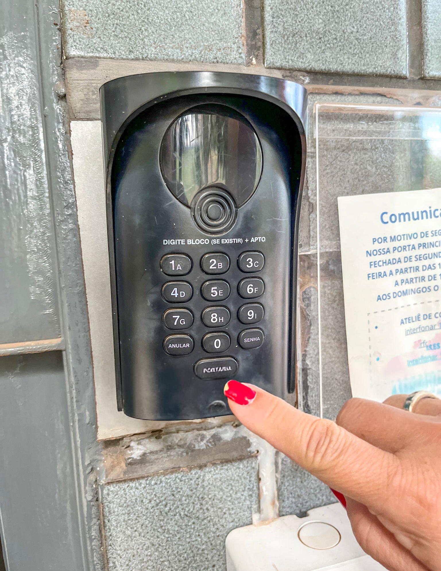 Controle de acesso de pessoas, identificação e cadastramento